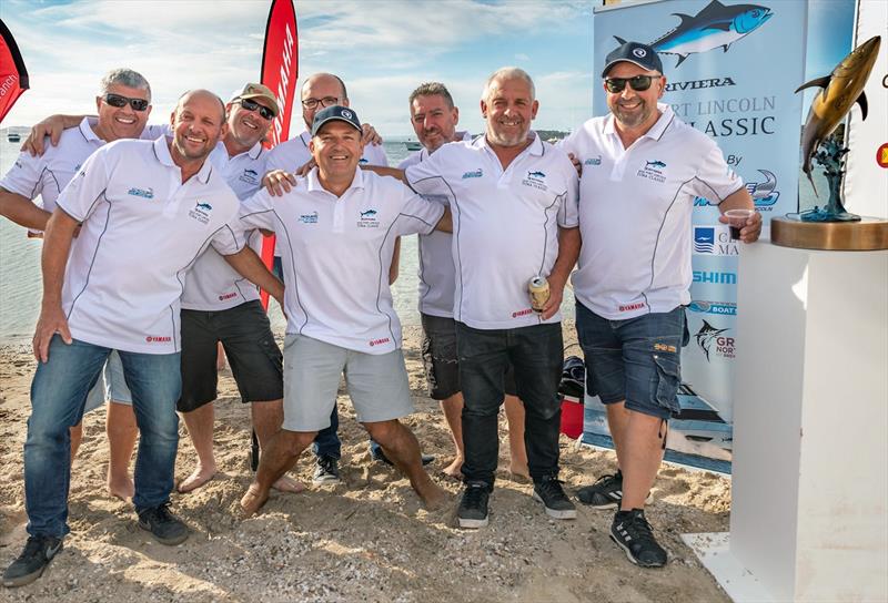 There's no shortage of camaraderie after competition as event organiser Russel Bianco (centre) gets together with the crews from OSeaD and Popeye who participated in the Riviera Port Lincoln Tuna Classic - photo © Riviera Studio