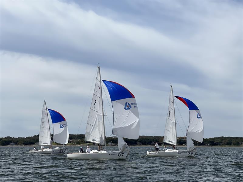 J/22 racecourse action on the waters off of the Fort Worth Boat Club - photo © the Fort Worth Boat Club